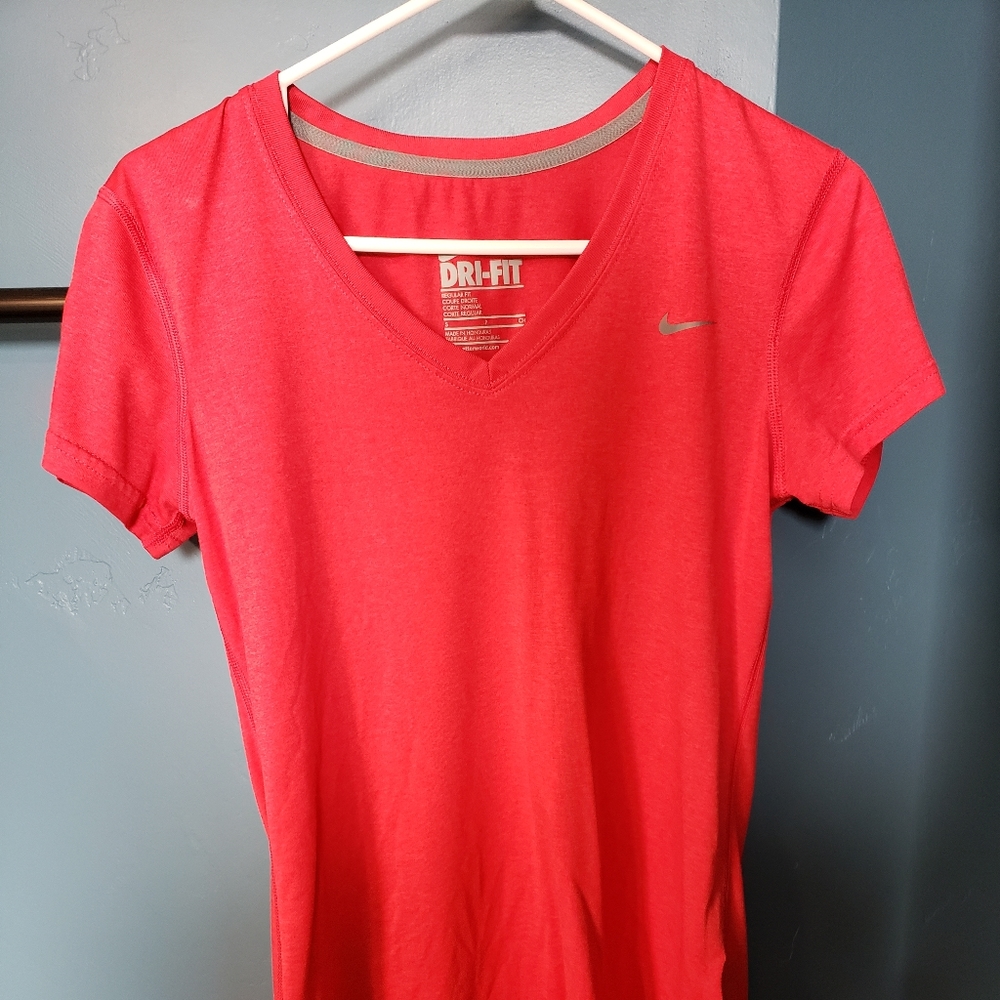 Nike Dri-Fit Shirt
